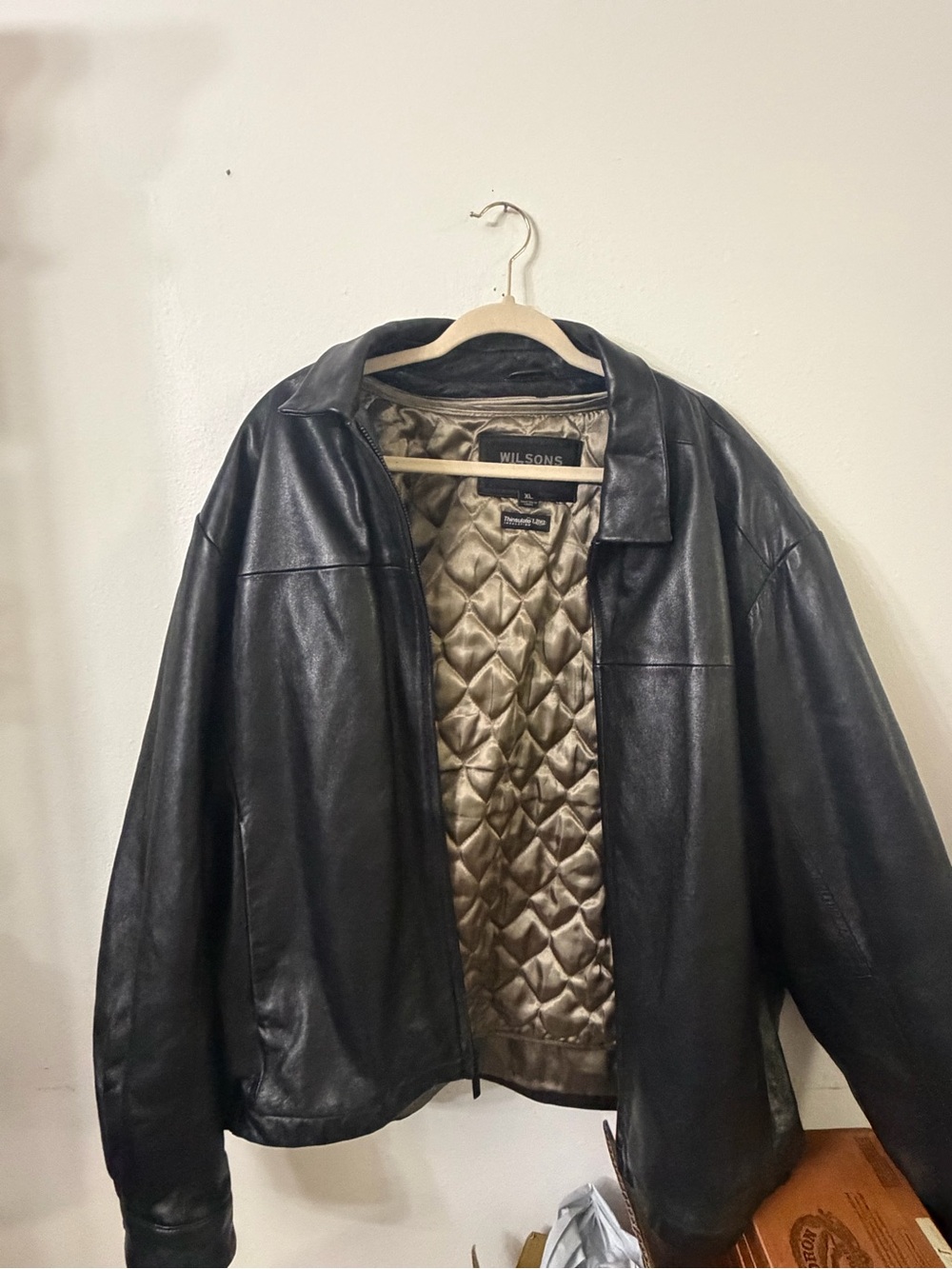 Wilsons Leather Black Gold Quilted-Lined Bomber Car Coat Jacket - Size XL (Flaw)